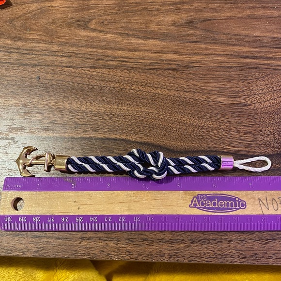 GV9 NWOT Anchor Bracelet - Picture 4 of 5